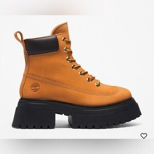 Timberland Sky 6-Inch Lace-Up Boots – Size 9